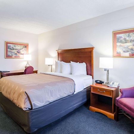 Quality Inn Lynchburg Near University Εξωτερικό φωτογραφία