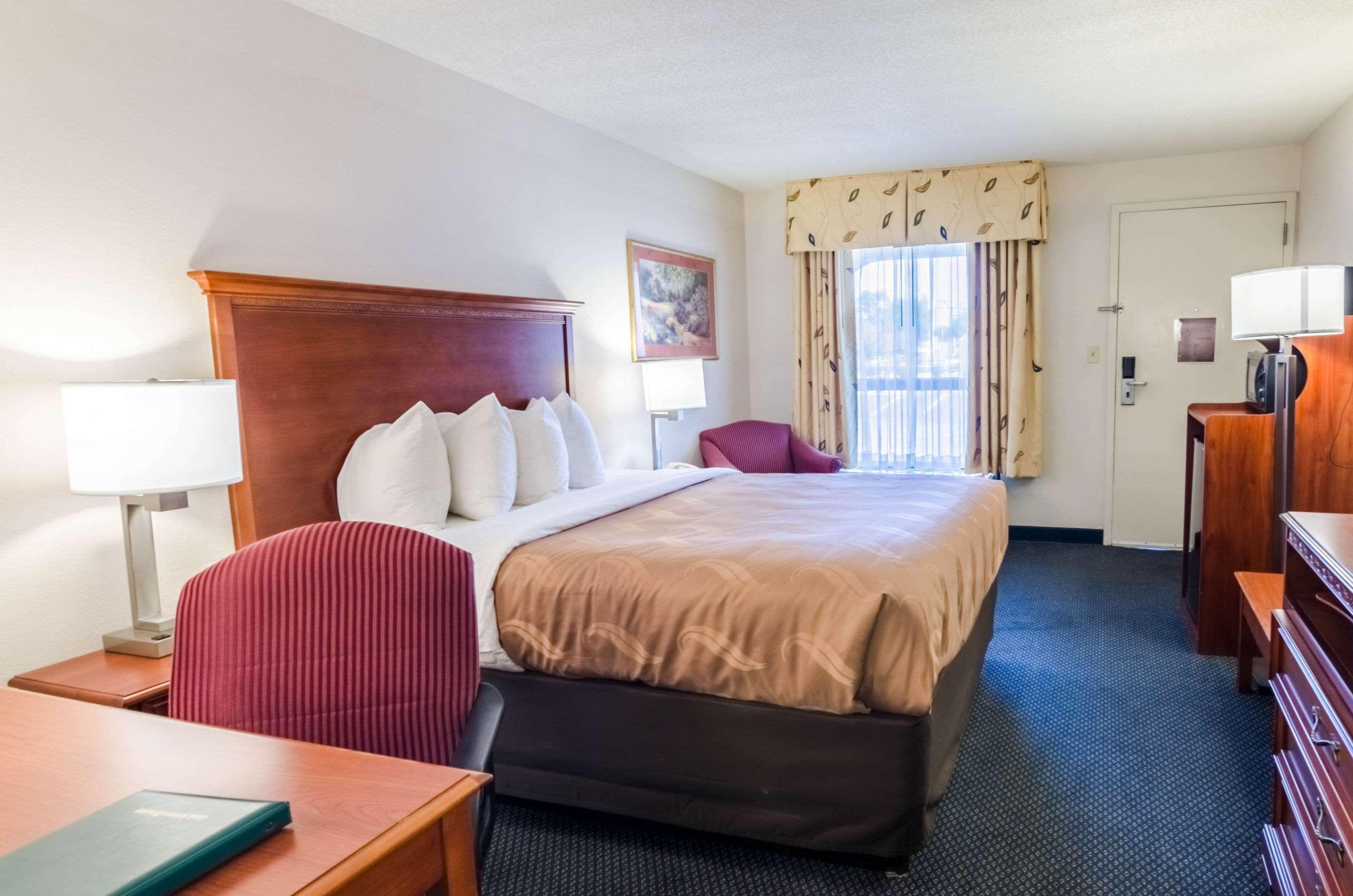 Quality Inn Lynchburg Near University Εξωτερικό φωτογραφία