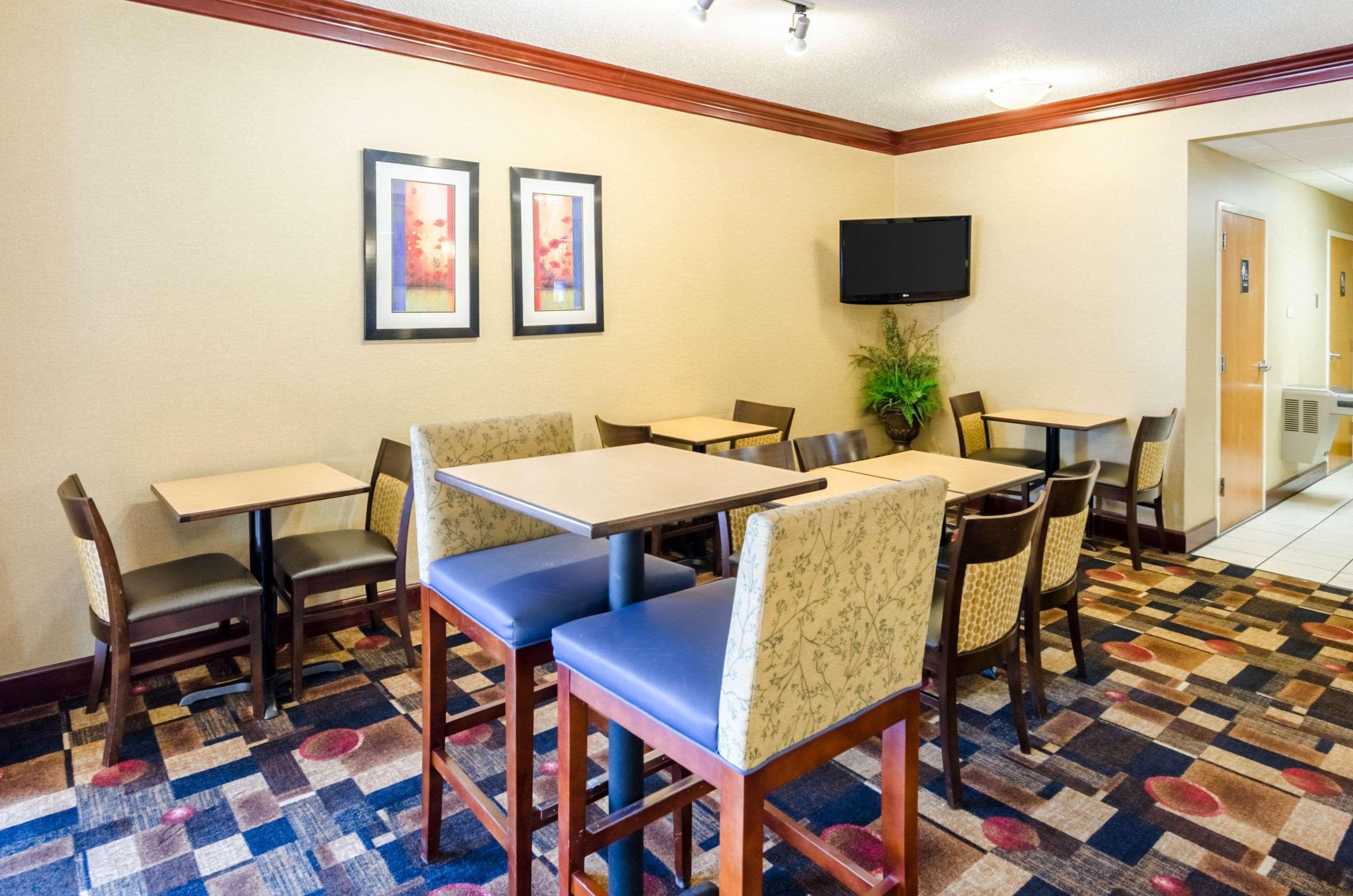 Quality Inn Lynchburg Near University Εξωτερικό φωτογραφία